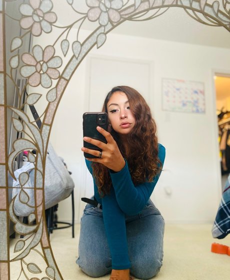 Sarah Cudi beautiful pornstar picture