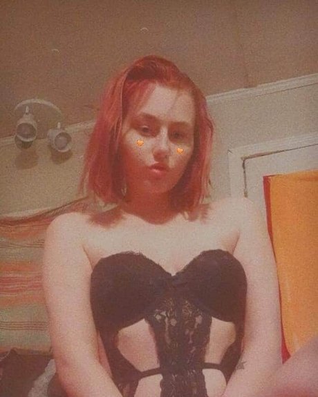 Cuddlebunny12 model adult pic