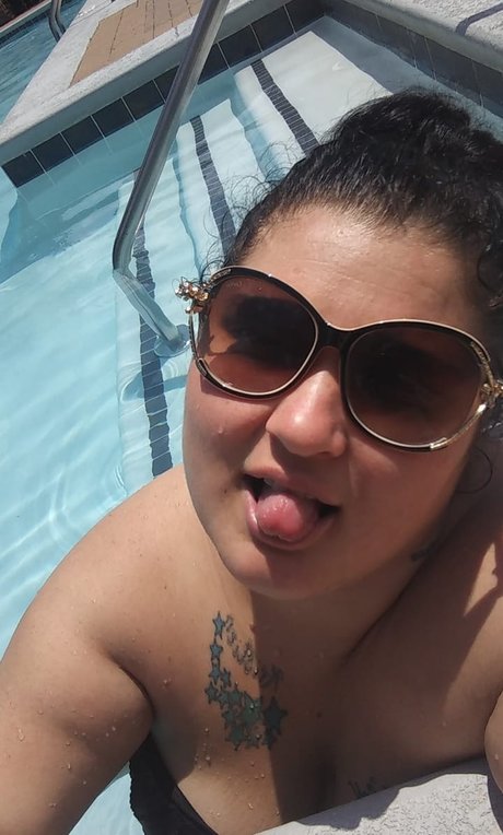 _Cuban Mamii_ best star pic