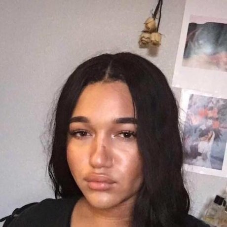 Beautiful Tease star adult pics