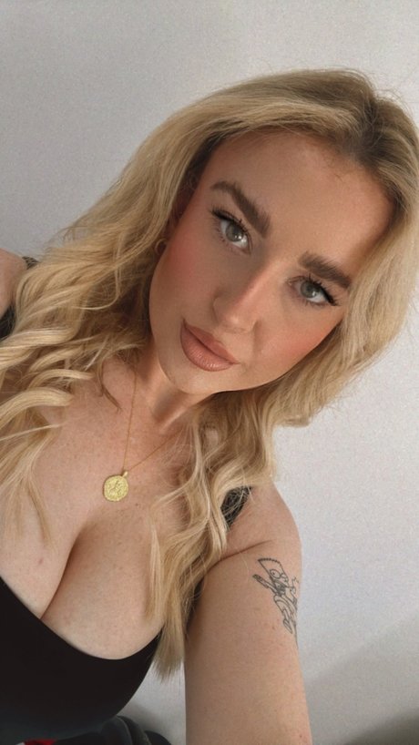 B A M B I_ top model photos