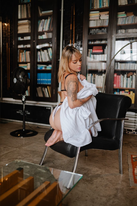 Barbara Alves star beautiful photo