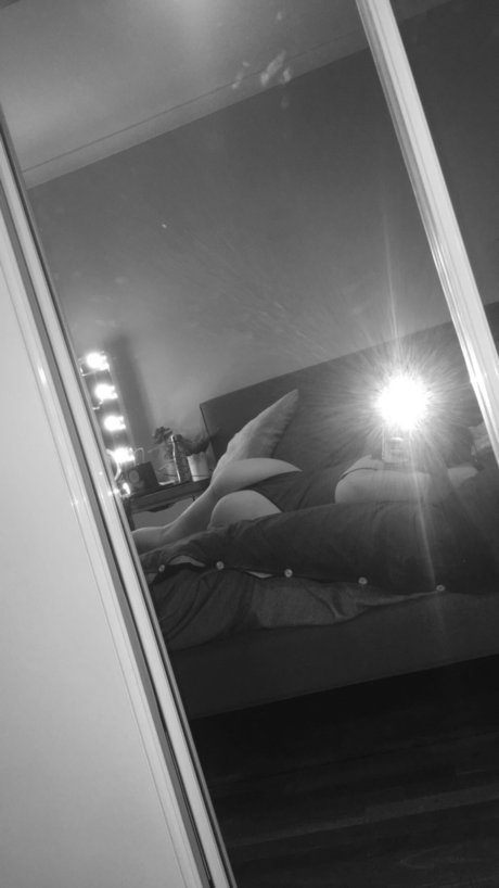 scorpio slut hd star photo