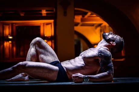 CUBAN DY art model img