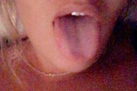 _nikiiiXXXo naked actress img