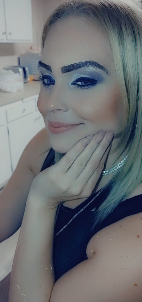 Constance Alexander model nice image