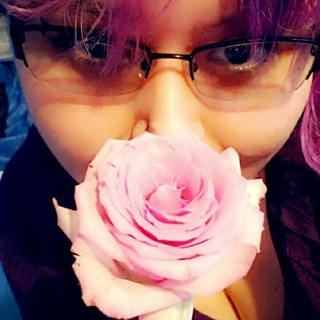 _Lulu Kiwi Chan_ exclusive star pic