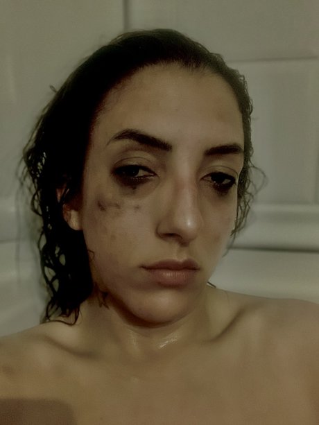 Kate Rage star exclusive photos