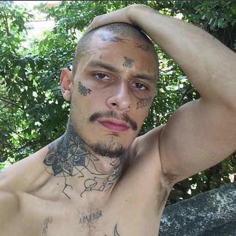 Johitan papi star pretty pic