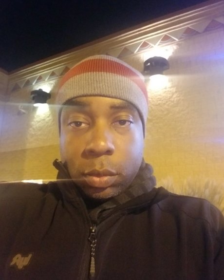 Norman J Scroggins Jr sex model photo