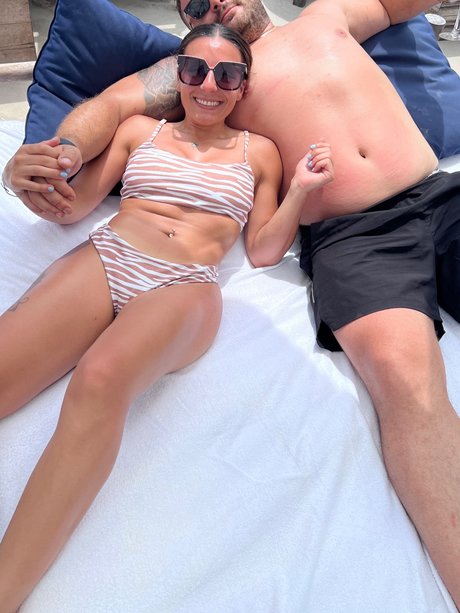 BIG TINY_ pornstar hot images