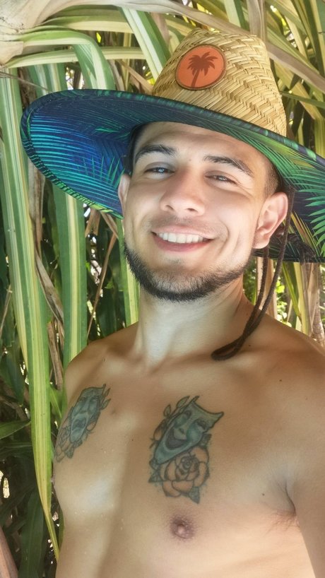 Alex Montenegro pretty star archive