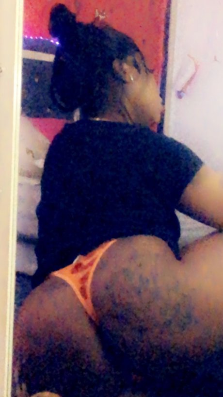 Cocodior sexy actress picture