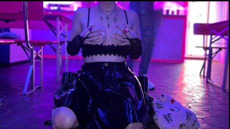 _Airi_ star porn photo