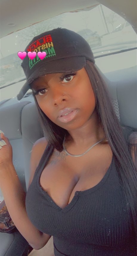 Nigeria johnson star sexy pic