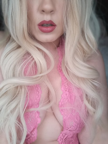 NinaRaeJonesVIP sexy star pictures