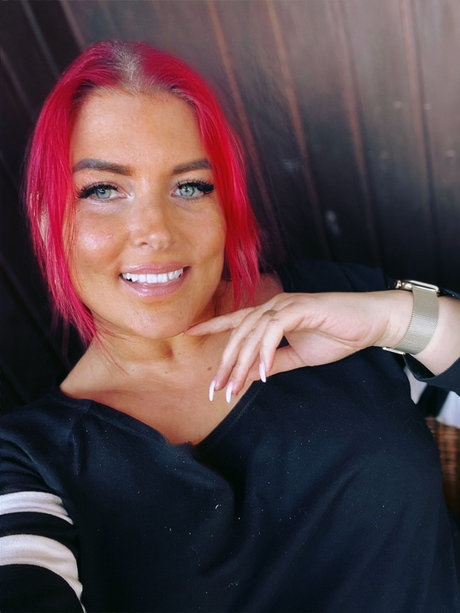 Nina Nice pretty pornstar galleries