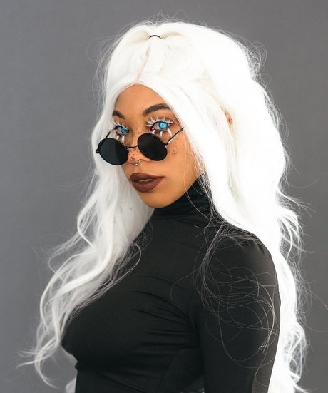 Kiera Please erotic star gallery