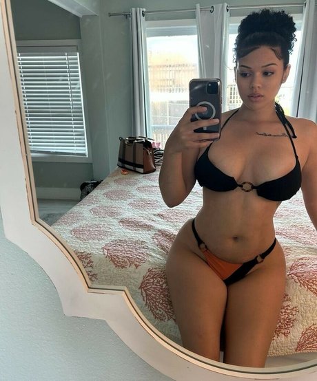 msceejayysimonn model nudes archive