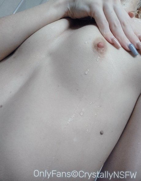 crystallynsfw nice actress pics
