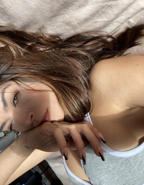 sironinena model xxx archive