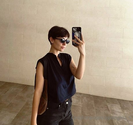 bunny xxx onlyfans beautiful porn pic