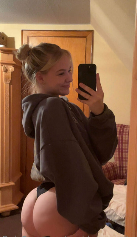 sophieamparita star art archive