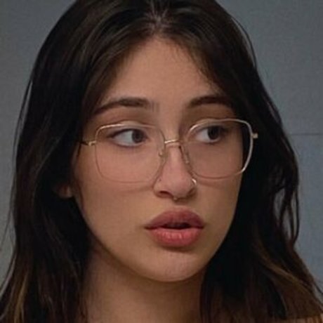 Giorginuh star pretty pic