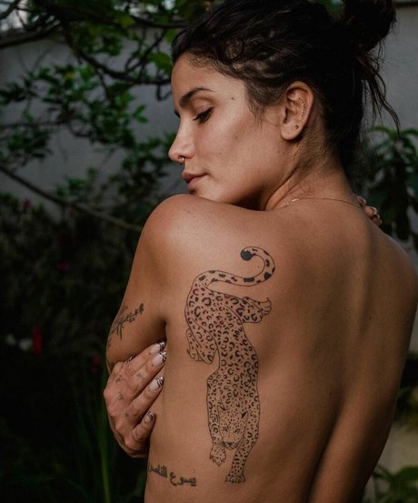 Martina La Peligrosa erotic star images