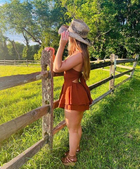 Makayla Mcquoid pornstar pretty archive