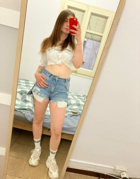 stepmom onlyfans hd image