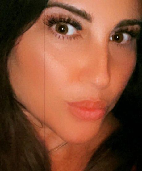 denia pettessen model top gallery