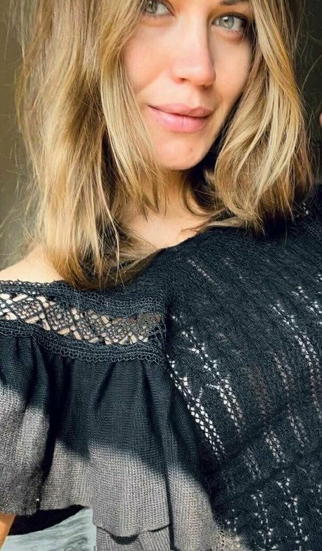 fitness girls onlyfans top photo