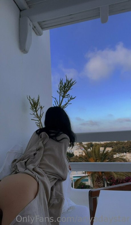 anyadaystar nude model photos