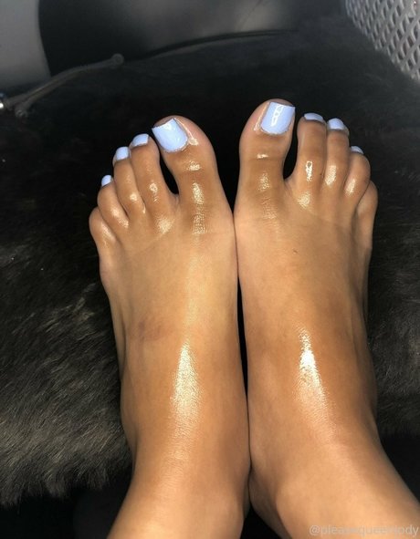 officiallyariaa star exclusive photo