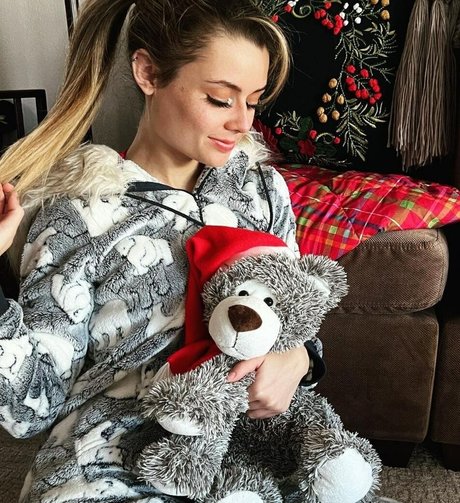 Mally Mouse pornstar erotic pics