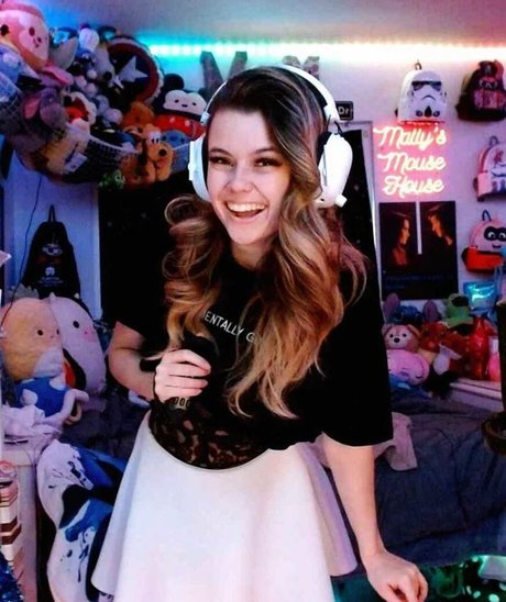 Mally Mouse Profile pic