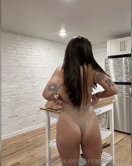 Srirachabutter pretty pornstar photos