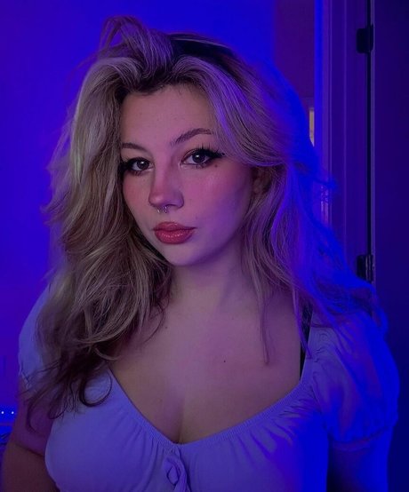 Kendi Ken ASMR exclusive model photo