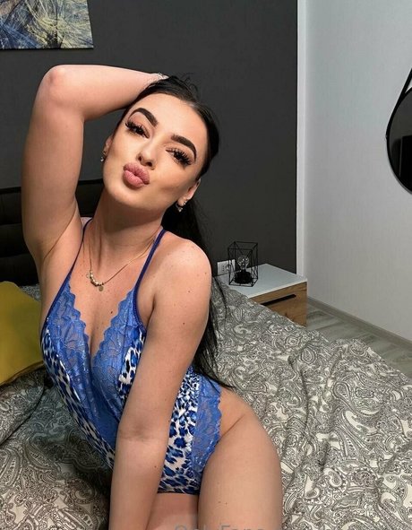 hotgabri star perfect img