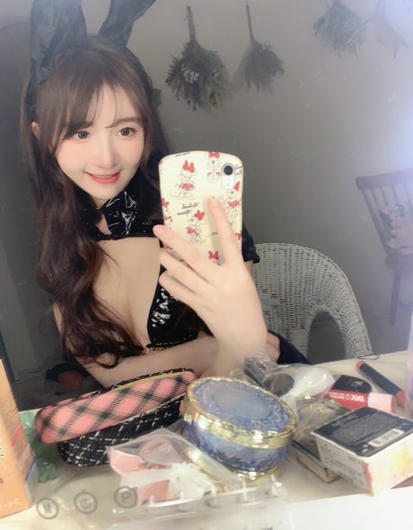 AkatsukiRei sexy star pics