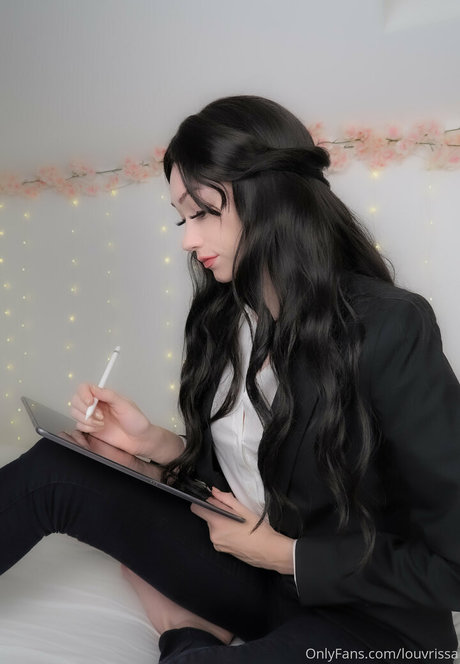 louvrissa art pornstar img