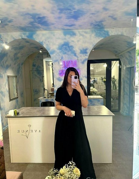 cassie flower hot star archive