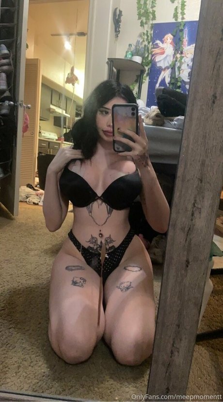 Meepmomentt exclusive star picture