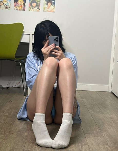 wuvkyu model adult images