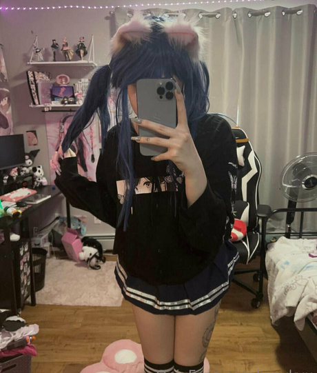 wuvkyu star art photos