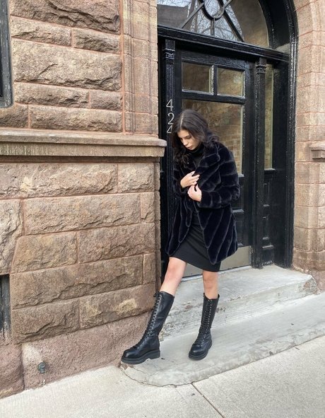 18 teen onlyfans porn photos