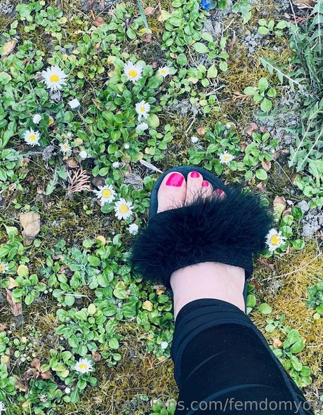 femdomyou model high quality photos