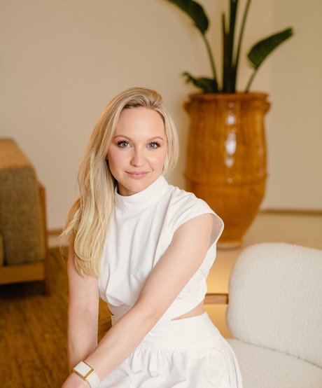 Kim Pearson star pretty image