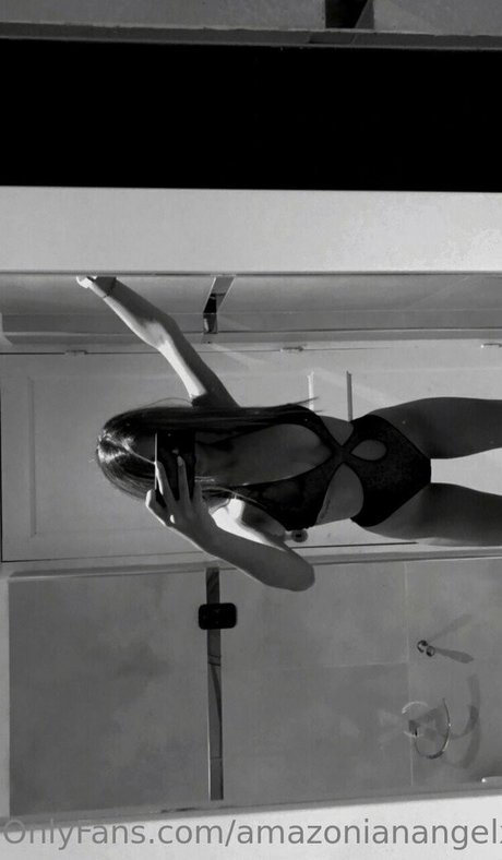 amazonianangelx erotic actress img